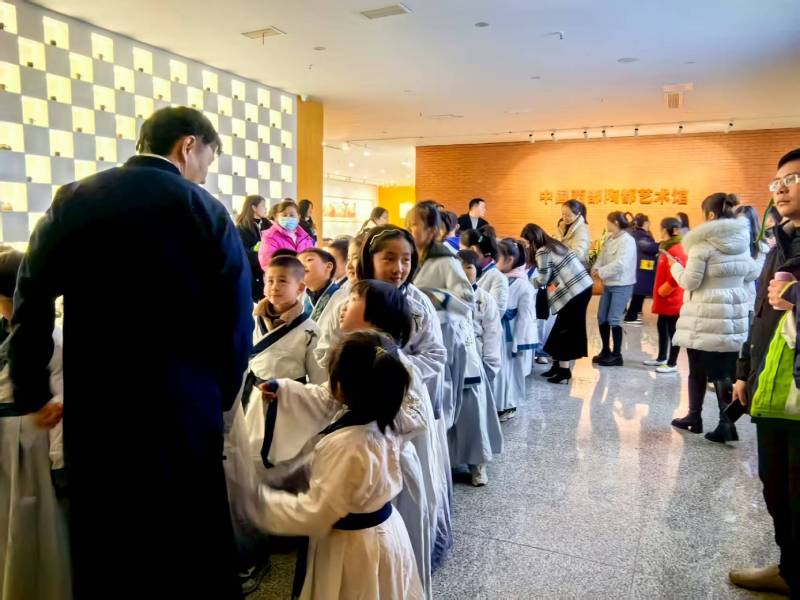 文化赋能：渝中区魔创文旅挖掘城市文化资源的实践探索